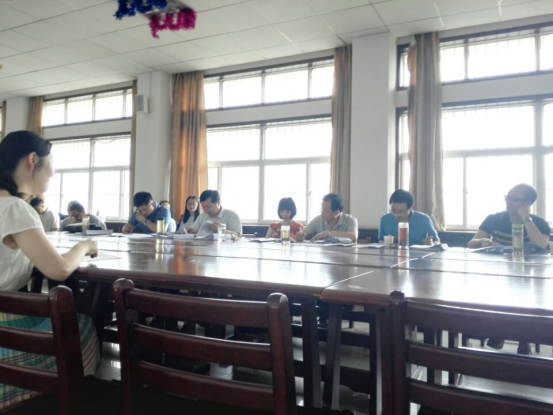 刑事司法学院举办2014级侦查学硕士研究生开题报告会